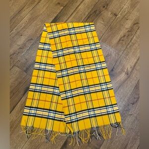 V. FRAAS Yellow and Black Plaid Scarf
